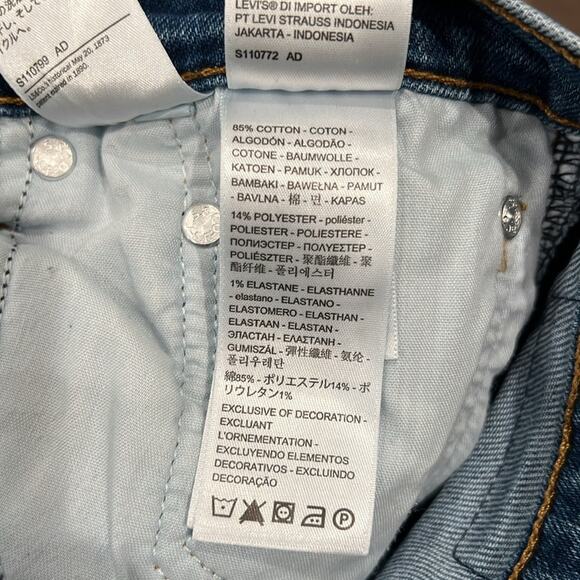 Levi's Women's Wedgie Straight Jean Medium Wash Summer Love Size 30 - Picture 10 of 13